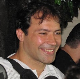 Arik Zeevi/ Photo by Itay Mayer