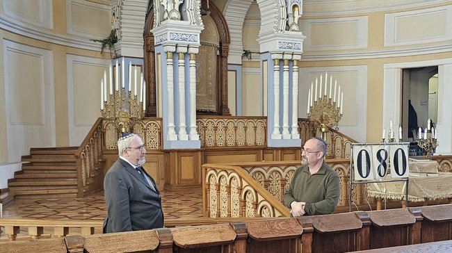 В синагоге Санкт-Петербурга