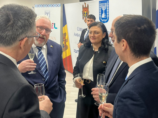 Ambassy-Moldova-4